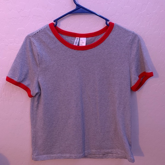 H&M stripped tee - Picture 2 of 2